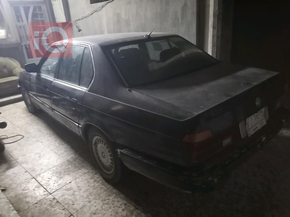 بي ام دبليو الفئة 7